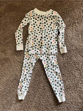 Hanna Andersson White Thermal Pajama Set with Multicolor Dots
